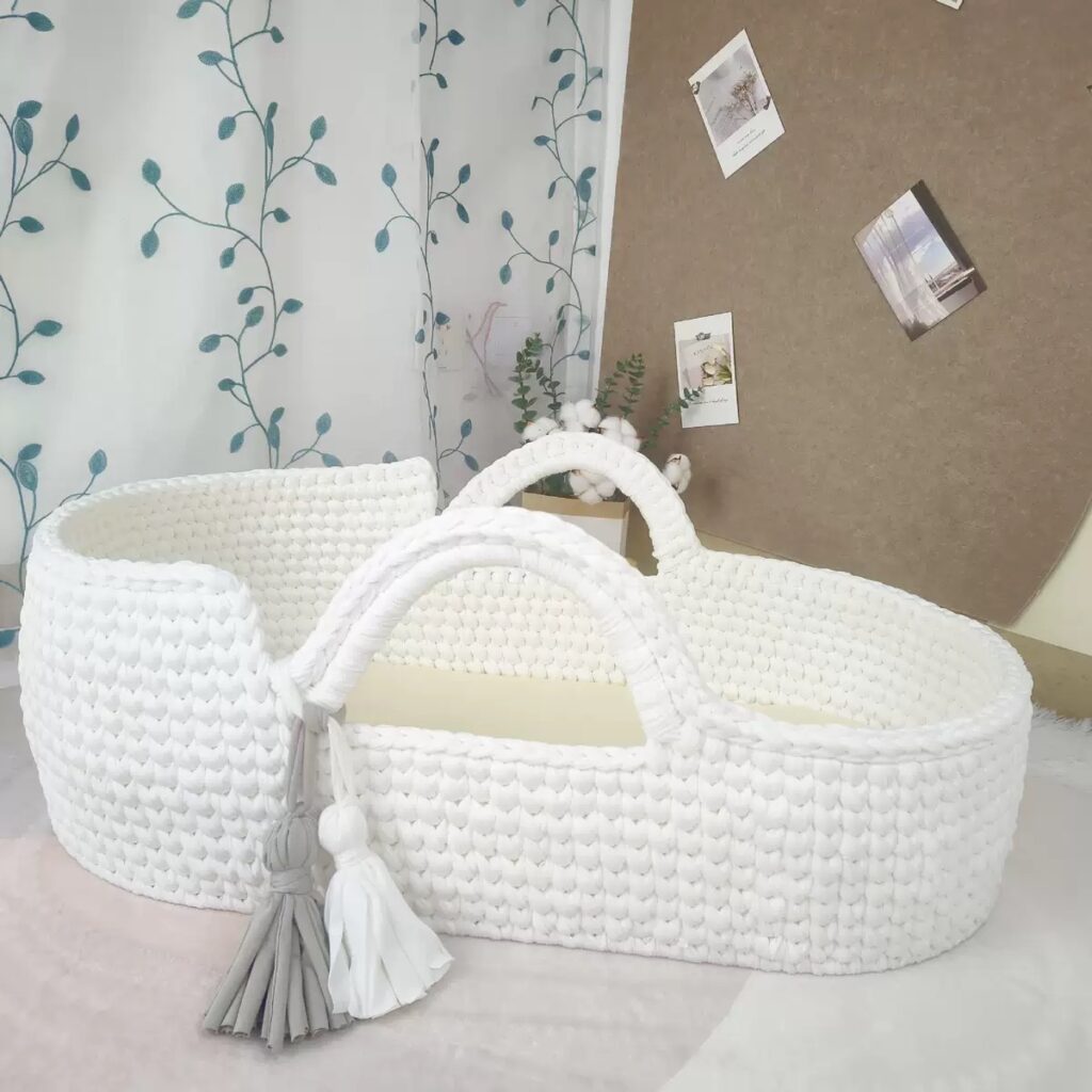 Baby crib